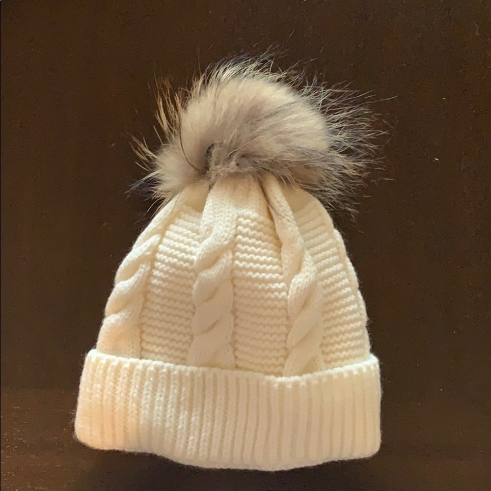 Pom Pom hat